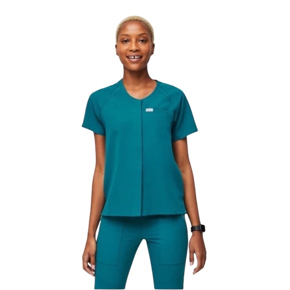 FIGS Yola Scrub Top | Technical Collection | Size Small | Pacific Blue - Picture 10 of 11